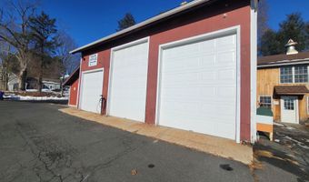 321 Albany Tpke, Canton, CT 06019