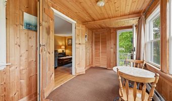 37 Fleetwood Ave, Bethel, CT 06801