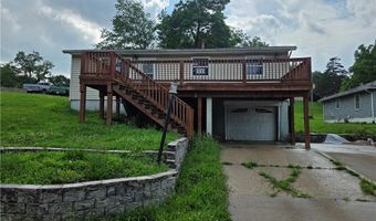 1421 S 6th St, Atchison, KS 66002