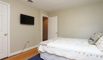 5 ODonnell Rd, Middletown, RI 02842