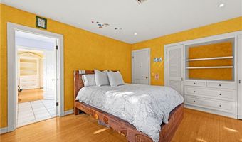 5920 Colodny Dr, Agoura Hills, CA 91301