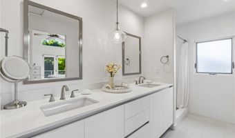 6512 Surfside Ln, Carlsbad, CA 92011