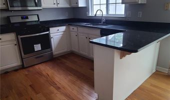 790 Windcroft Cir NW, Acworth, GA 30101