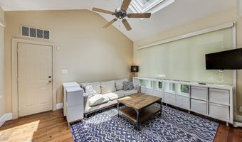 5809 GROSVENOR Ln, Bethesda, MD 20814