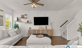 312 Redclover Ln, Allentown, PA 18104