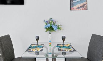75-5888 ALII Dr B2, Kailua Kona, HI 96740