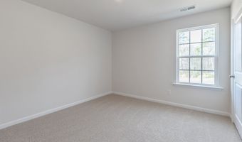 1040 Misty Creek Dr, Aberdeen, NC 28315