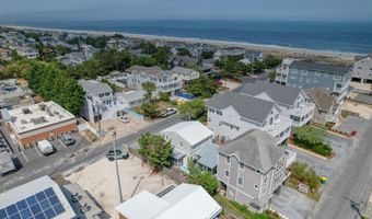 2 E ATLANTIC St 1, Fenwick Island, DE 19944