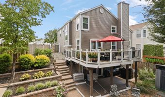 7460 CROSS GATE Ln, Alexandria, VA 22315