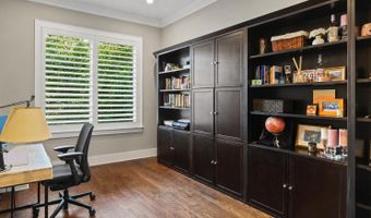 5401 GLENWOOD Rd, Bethesda, MD 20817