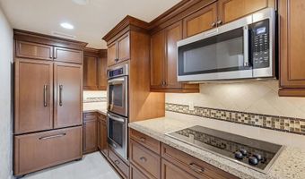 5715 Baltimore Dr 23, La Mesa, CA 91942