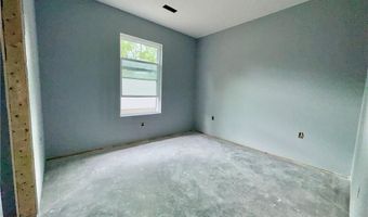 339 S Oak St, Austin, IN 47102