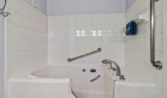 343 CEDAR St NW 316, Washington, DC 20012