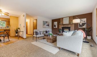 886 LINN Ave, Oregon City, OR 97045