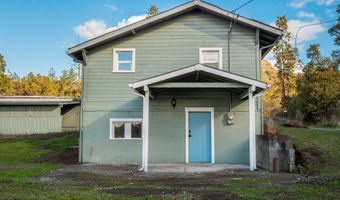 210 DORRIS St, Springfield, OR 97477