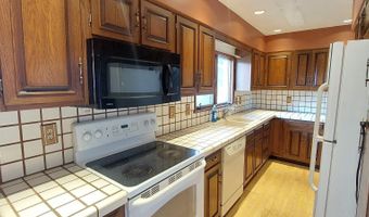 9875 Stoddard, Adrian, MI 49221