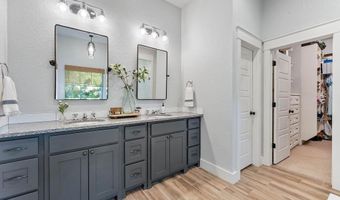 4205 Rainbow Farm Rd, Bentonville, AR 72713