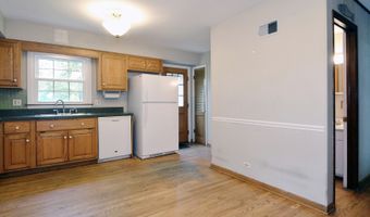 604 S Reuter Dr, Arlington Heights, IL 60005