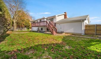 10 Sheffield Rd, Cranston, RI 02920