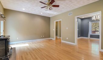 34 Peabody Dr, Brentwood, NH 03833
