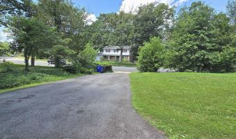 9003 CHERRYTREE Dr, Alexandria, VA 22309