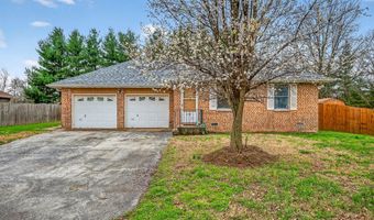1006 Baretta Ct, Aurora, MO 65605