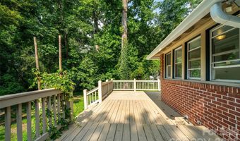 76 Starnes Cove Rd, Asheville, NC 28806