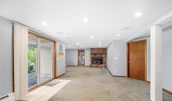 144 Aldrich Rd, Glocester, RI 02857