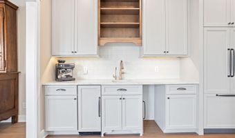 1663 Fairview Dr, Allegan, MI 49010