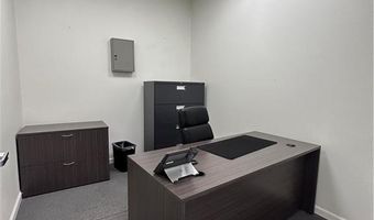 1110 SE 28th St, Bentonville, AR 72712