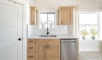 576 Hollow Dr, Ammon, ID 83401