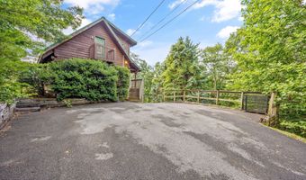 2622 Raccoon Hollow Way, Sevierville, TN 37862