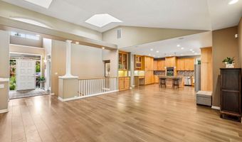8297 SW HAYDEN Dr, Beaverton, OR 97007