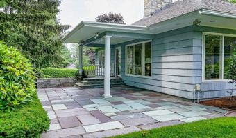 246 Highland Rd, Andover, MA 01810