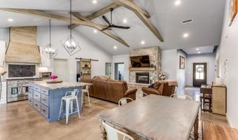 1600 County Road 2395, Alvord, TX 76225