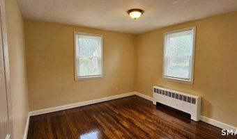 98 E Burnham St, Bloomfield, CT 06002
