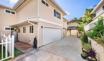 99-530 Halawa Hts Rd A, Aiea, HI 96701