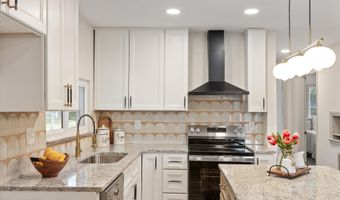 839 Gilbert St, Alcoa, TN 37701