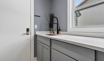 1920 Jester Ln, Algonquin, IL 60102