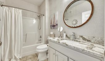 425 240th Ave #206, Arnolds Park, IA 51331
