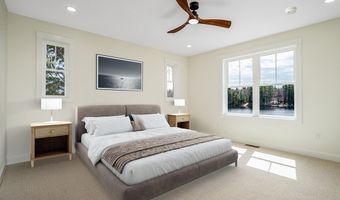 74 Lakeshore Dr, Ashburnham, MA 01430