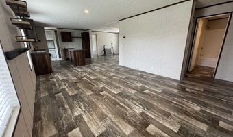 9123 E Pine Rd, Bloomfield, IN 47424