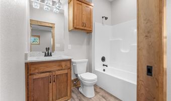 304 N Mulberry St, Adrian, MO 64720