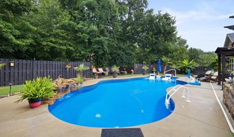 197 Colfax Dr, Boiling Springs, SC 29316