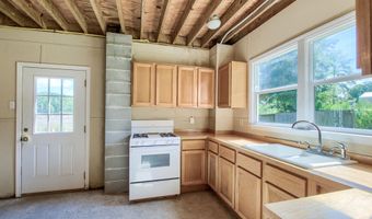8597 Doar Rd, Awendaw, SC 29429