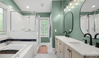 160 Crestview Cir, Athens, GA 30606
