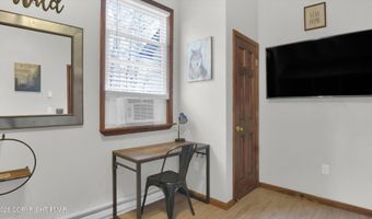 42 Ottomanelli Dr, Albrightsville, PA 18210