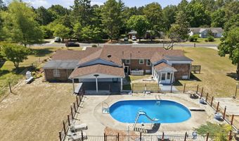122 Forest Dr, Aberdeen, NC 28315