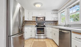 216 Oregon Rd, Ashland, MA 01721