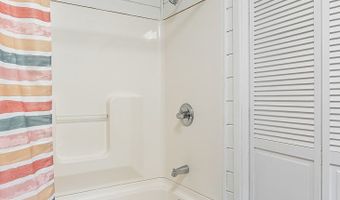121 Pat Carr Ln, Alpine, TN 38543